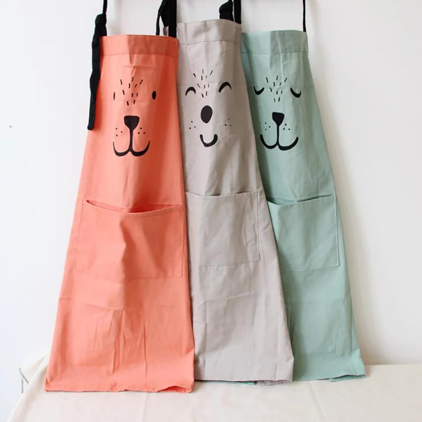 Durable Cotton-Polyester Blend Bib Apron for Cleaning