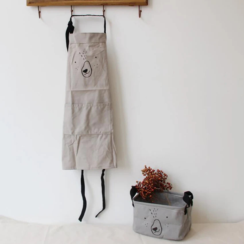 Durable Cotton-Polyester Blend Bib Apron for Cleaning