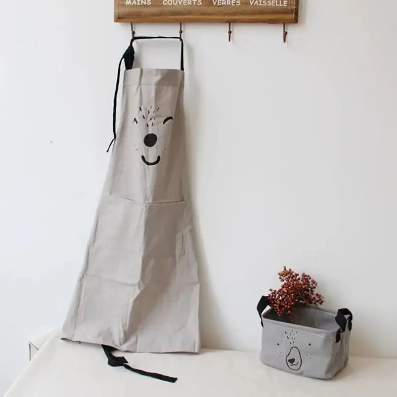 Durable Cotton-Polyester Blend Bib Apron for Cleaning
