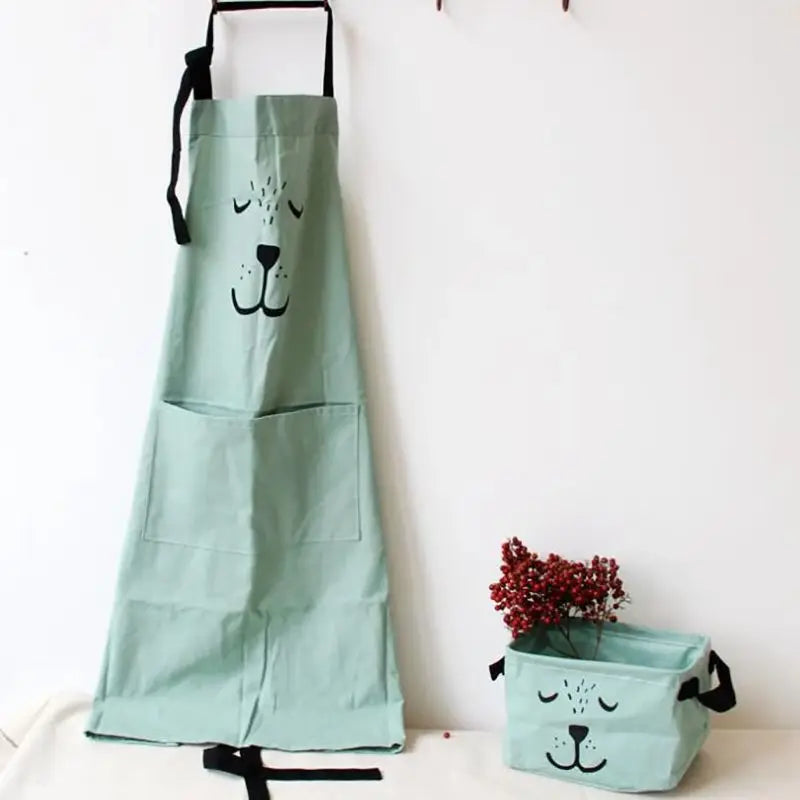 Durable Cotton-Polyester Blend Bib Apron for Cleaning